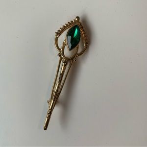 Pin Brooch Vintage Gold Color Green Rhinestone